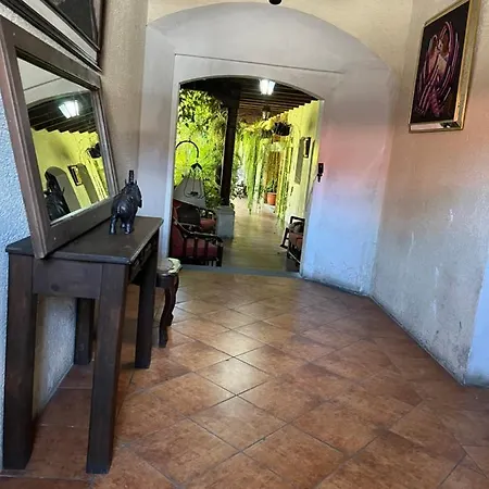 Casa Del Viajero Colonial Apartment Antigua Exterior photo