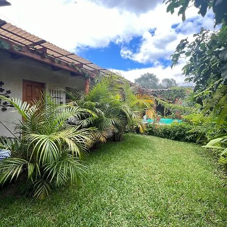 Casa Del Viajero Colonial Apartment Antigua Exterior photo