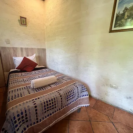 Casa Del Viajero Colonial Apartment Antigua Exterior photo